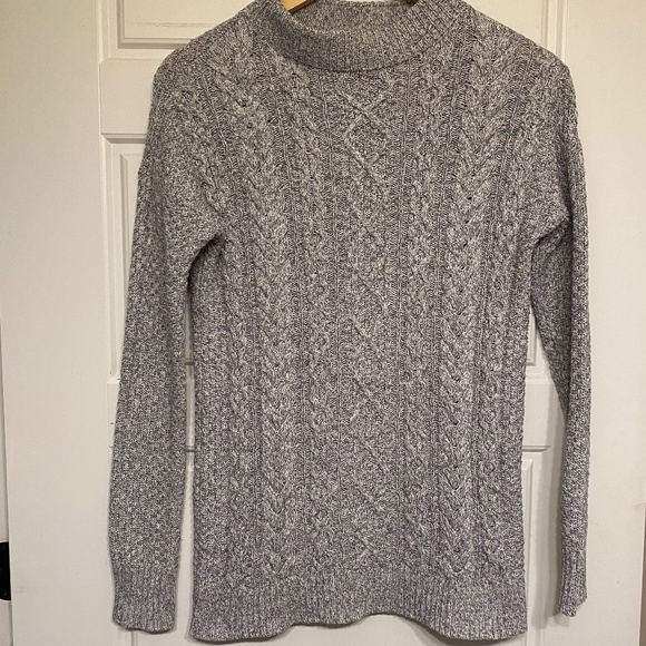 Old Navy Cable-Knit Mock Neck Heather Grey Sweater - Picture 1 of 8